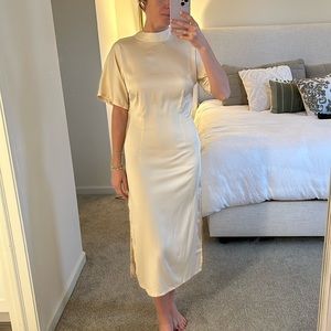Nasty gal size 4 satin ivory/cream dress